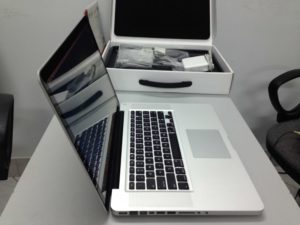 mua laptop cu qua tay 01 scaled